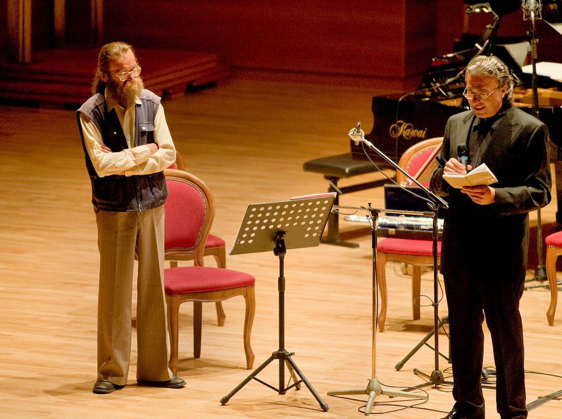 MILAN ADAMČIAK, ALBERTO CAPRIOLI AND THE EX NOVO ENSEMBLE DURING THE REHEARSALS AND THE FIRST PERFORMANCE OF MILAN ADAMČIAK'S GENUG, DOBBIACO, GUSTAV MAHLER MUSIKWOCHEN, JULY 16, 2008, PHOTO MAX VERDOES