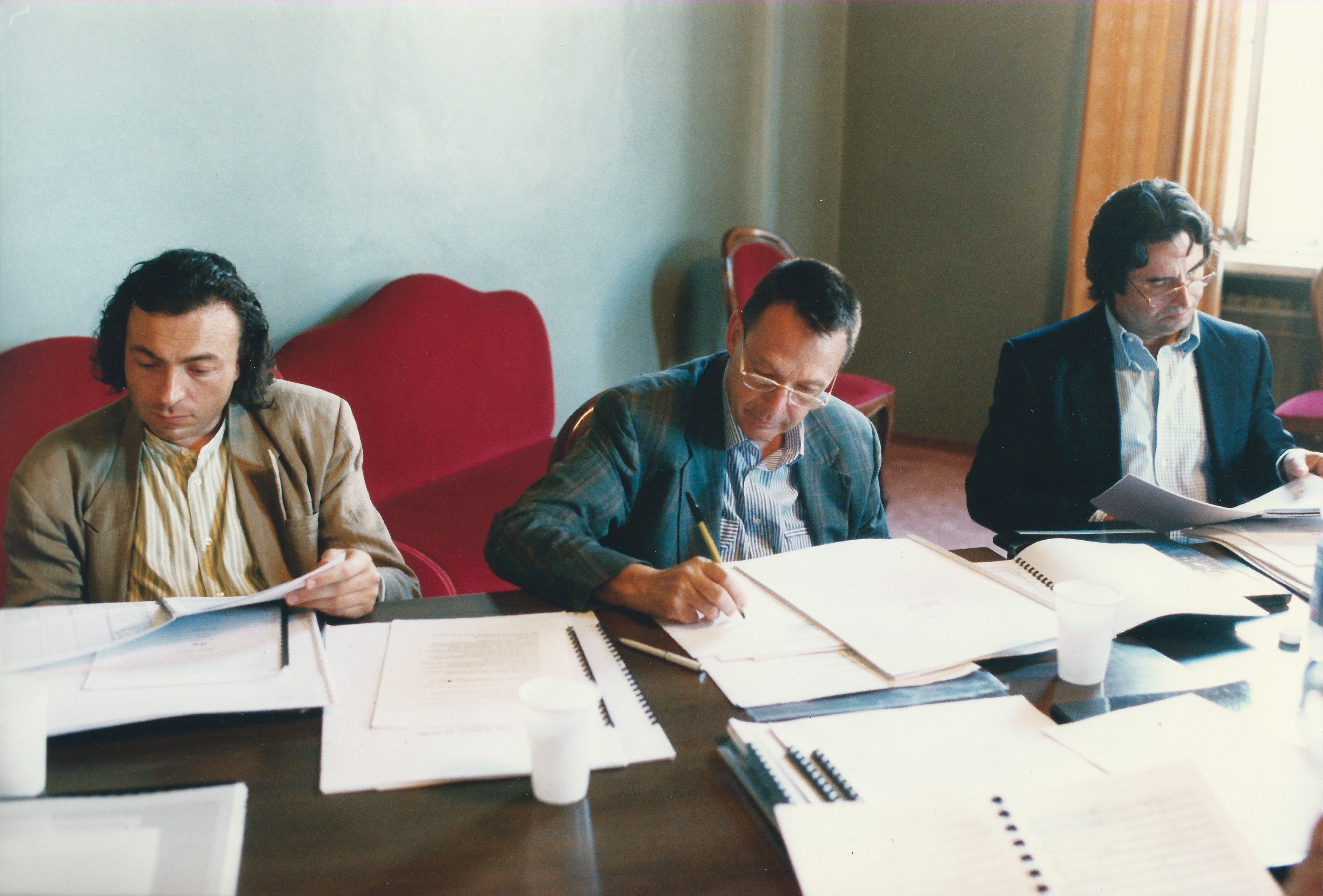 ALBERTO CAPRIOLI, GIOACCHINO LANZA TOMASI, RICCARDO MUTI. JURY PANEL OF THE “2 AGOSTO” INTERNATIONAL COMPOSING COMPETITION, BOLOGNA, I EDITION 1995, PHOTO PRIMO GNANI