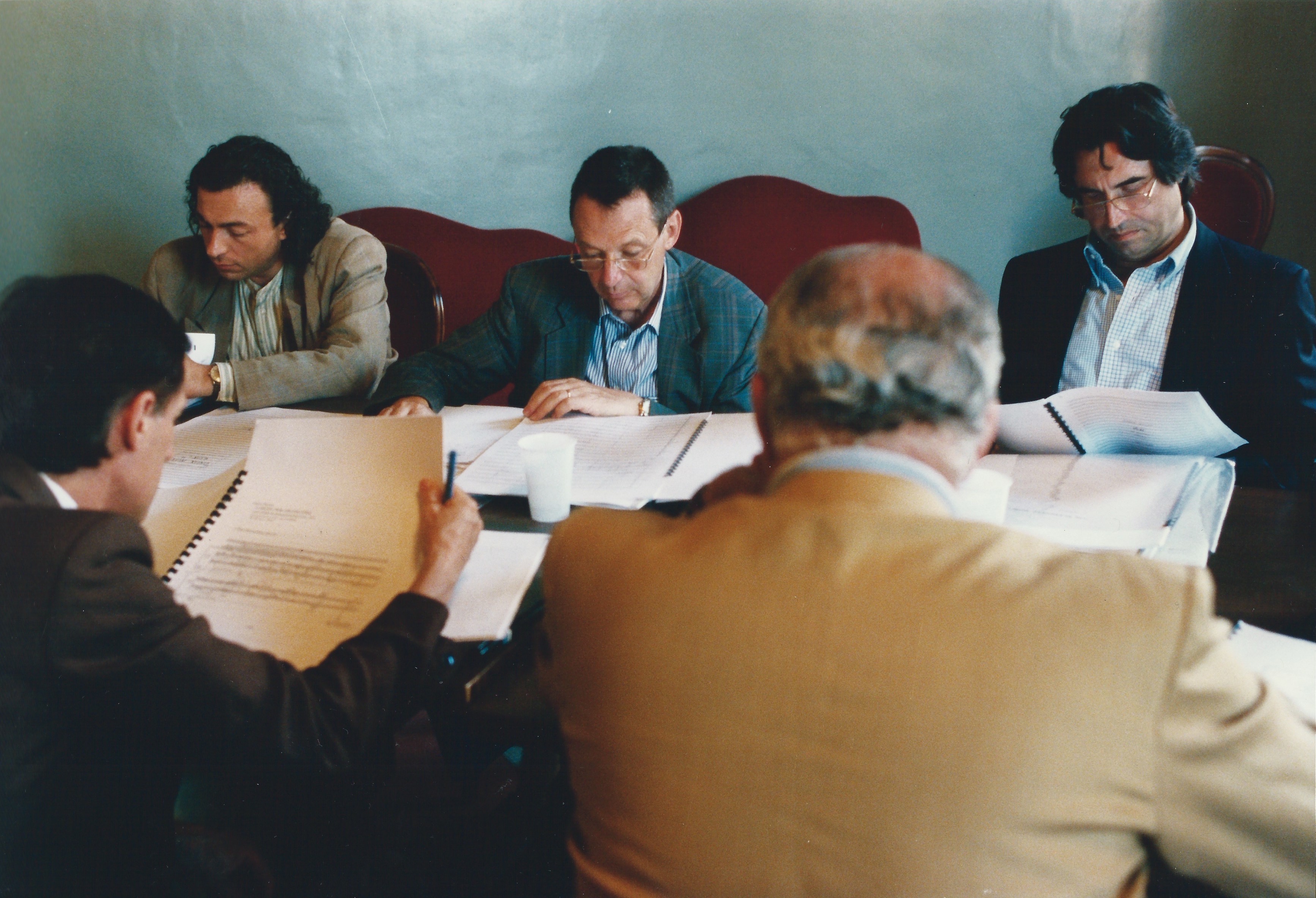 ALBERTO CAPRIOLI, GIOACCHINO LANZA TOMASI, RICCARDO MUTI, SALVATORE ACCARDO, JURY PANEL OF THE “2 AGOSTO” INTERNATIONAL COMPOSING COMPETITION, BOLOGNA, I EDITION 1995, PHOTO PRIMO GNANI